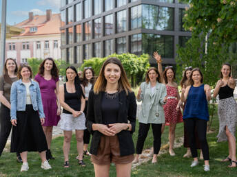 Foto v medailonku