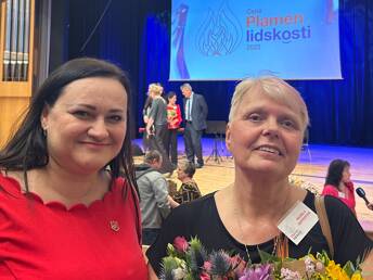 Foto v medailonku