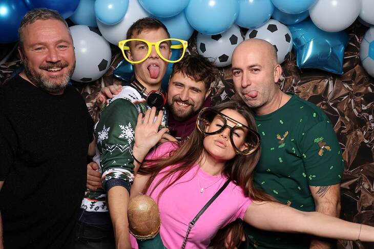 Makáme naplno, ale umíme se i pořádně společně bavit – práce u nás není jen o práci! 🎉💪